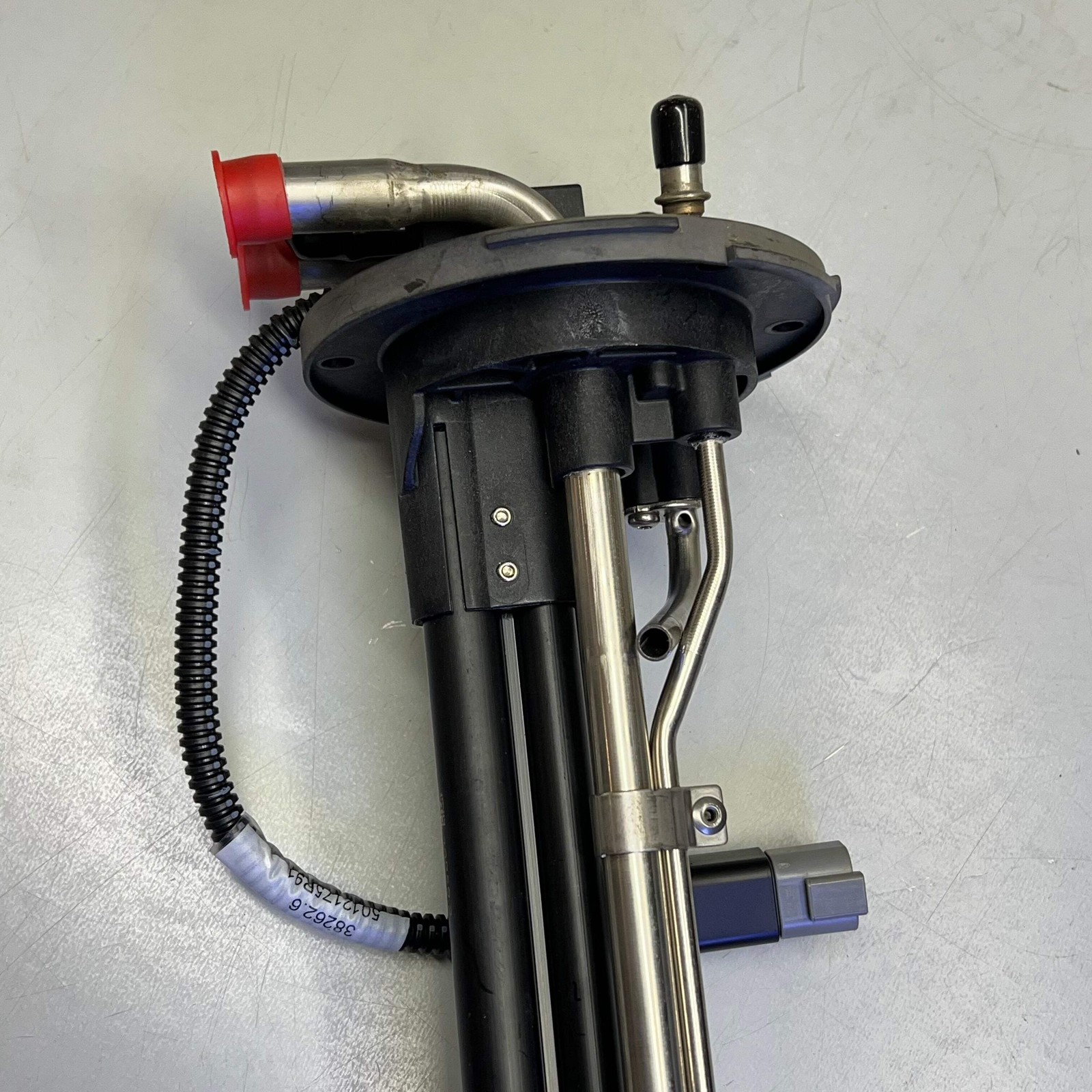 NAVISTAR Genuine International Def Diesel Exhaust Fluid Sensor 5012175R91