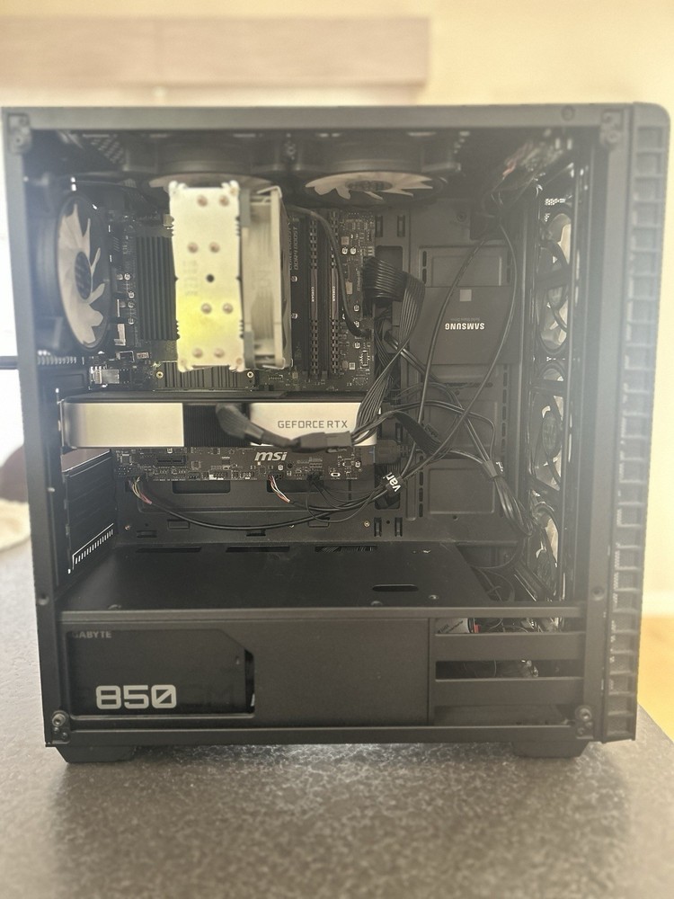 Custom Build Gaming PC