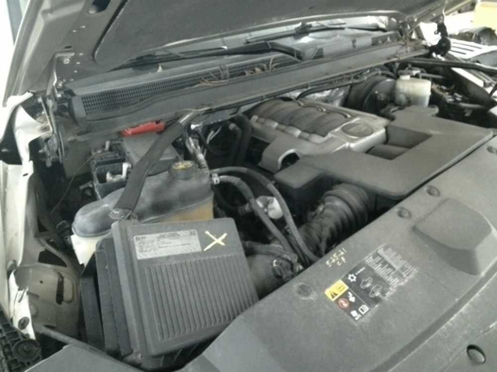 ESCALAESV 2015 Glove Box 104896320
