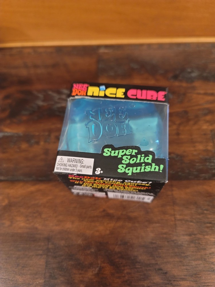NeeDoh Nee Doh Nice Cube Blue Super Solid Squish - squishy