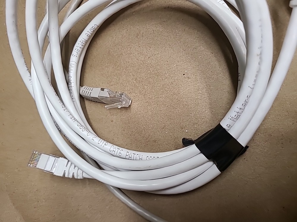 Lot CAT5e Cable 24AWG 4 Pair Solid Bare Copper 4/24, Windy City, Cable Matters