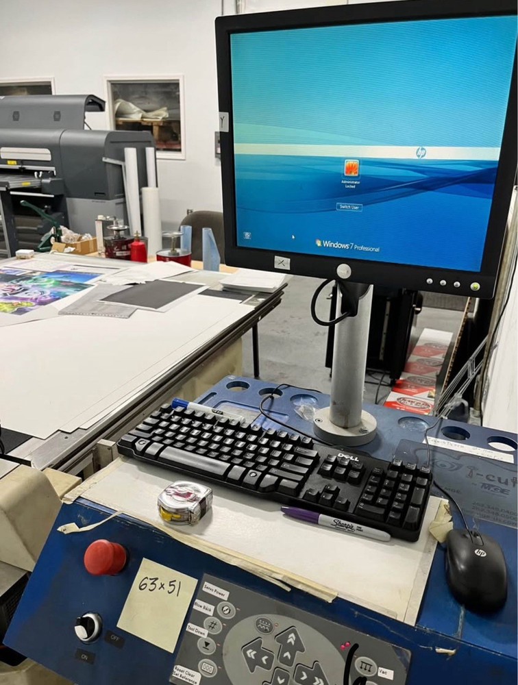 Paper/poster Cutter With I-Cut Software