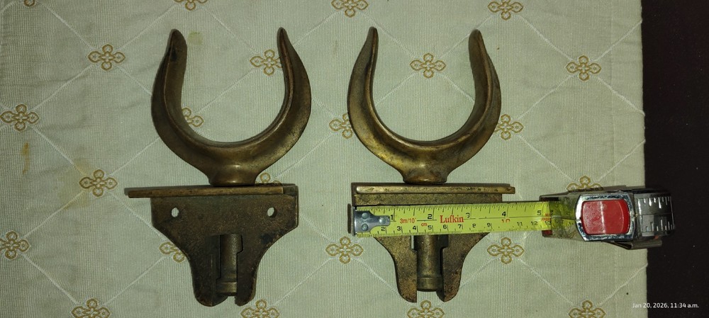 Brass Oar Locks With Gunwall Anchoring Brackets