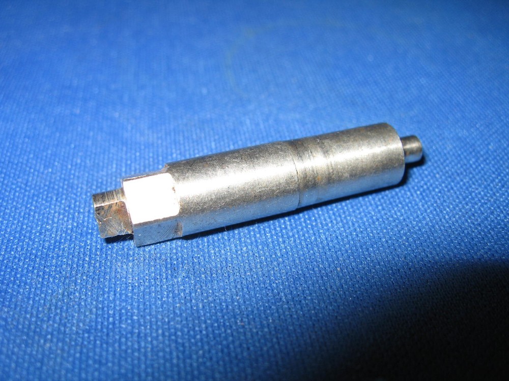Morton M5 Model Engine Distributor Shaft NOS
