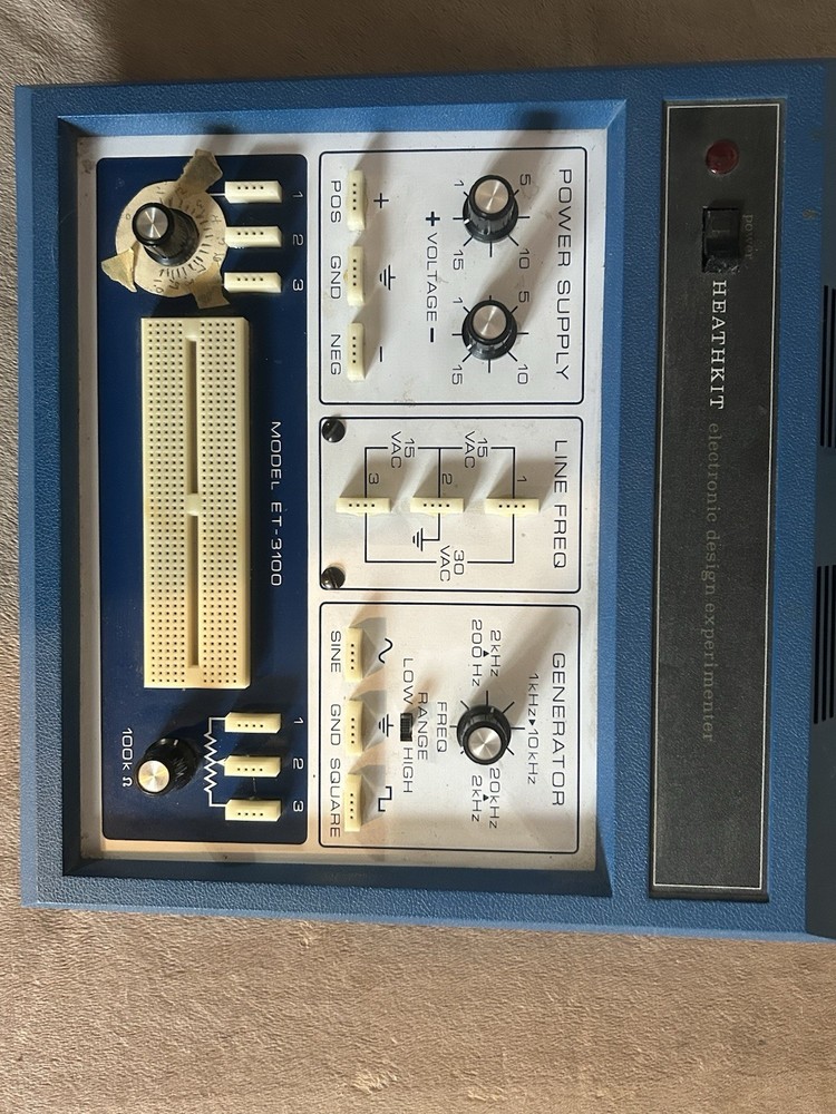 Vintage Heathkit Model ET-3100 Electronic Design Experimenter - Powers On