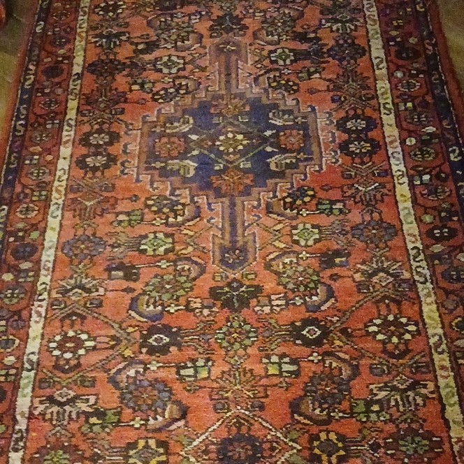 Hand-Woven Wool Geometric Pattern Runner Rug Red Navy Beige Black