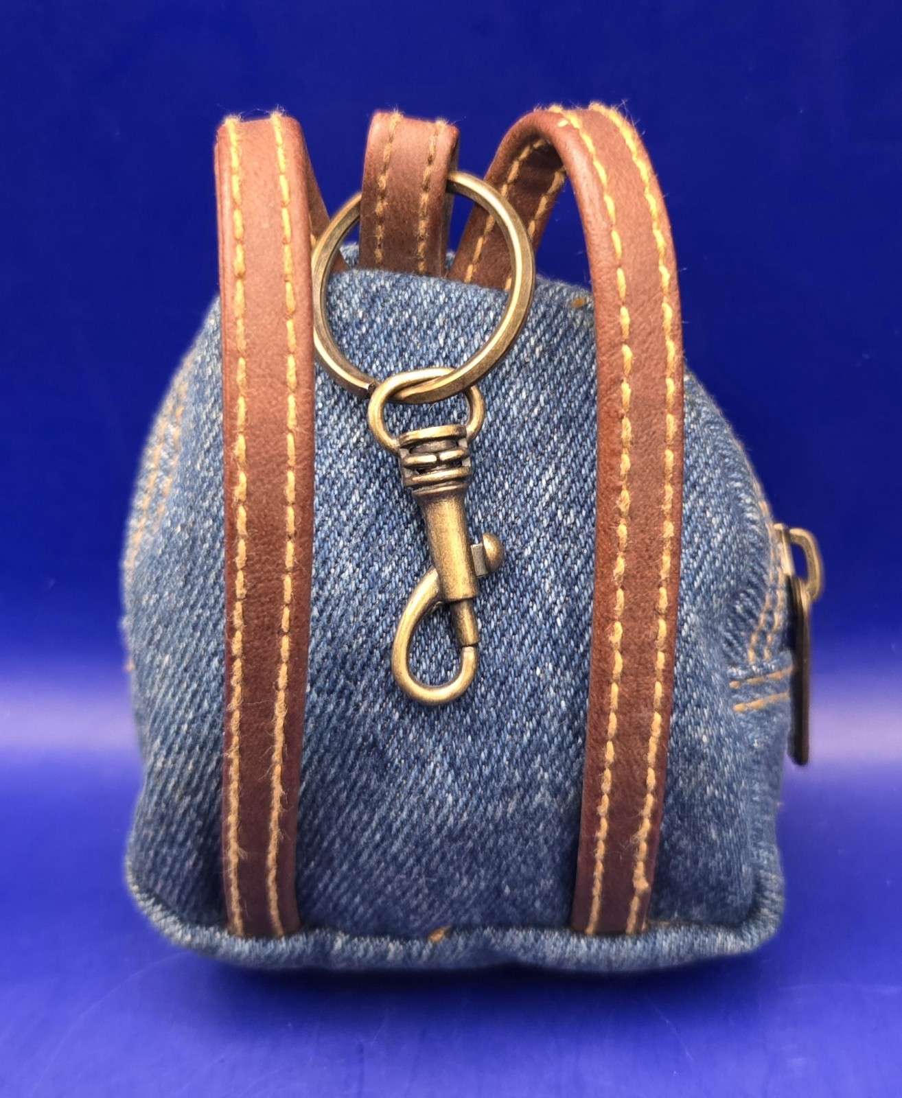 Vtg 1998 Warner Bros Looney Tunes "TWEETY WEAR" Mini Denim Backpack w/Keychain🐤