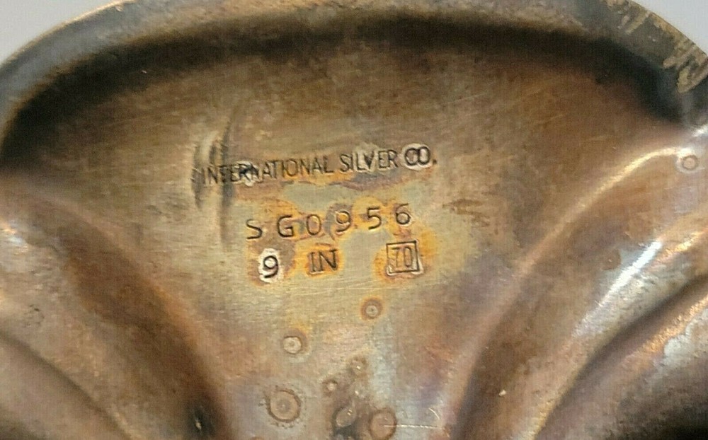 INTERNATIONAL SILVER CO. 9" SEASHELL DISH