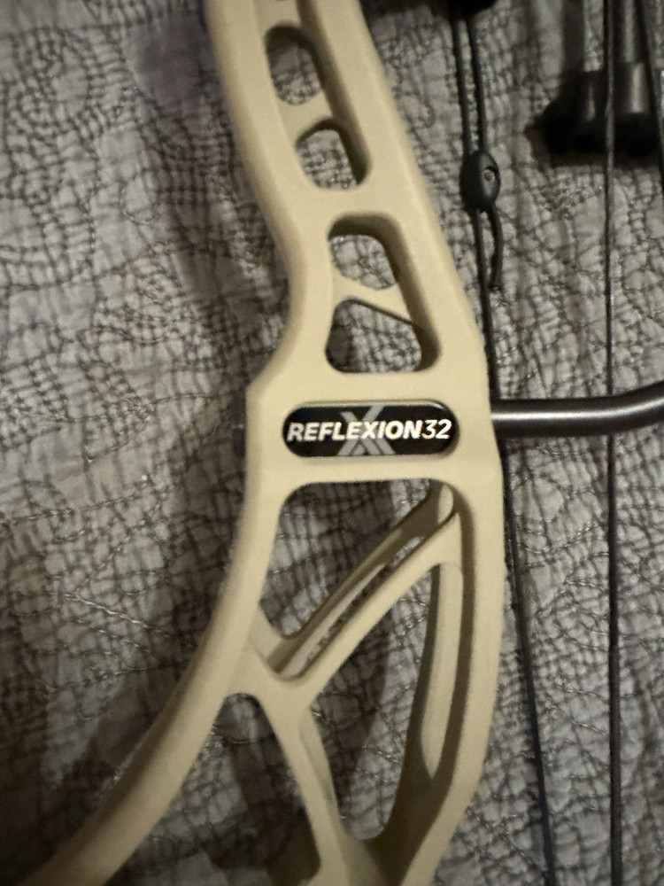 Xpedition Reflexion 32 Compound Hunting Bow