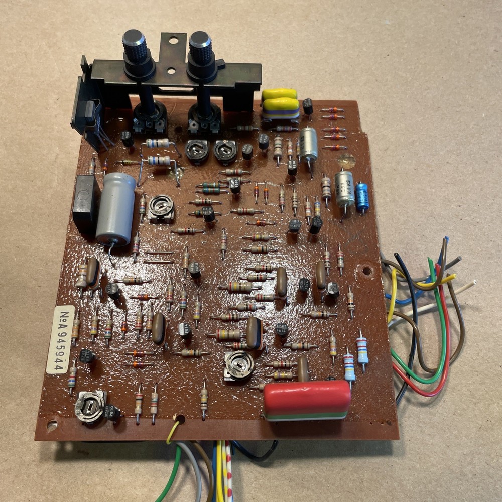 Philips Electronic 312 Turntable: Main Control Board with 33/ 45 Speed Controls