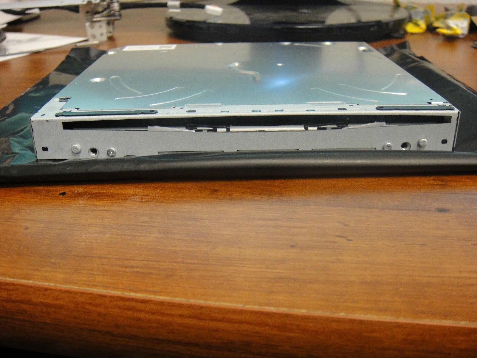 2012-2013 CHEVY GM GMC YUKON GPS NAVIGATION CD DVD ROM DRIVE OEM MECHANISM NEW!