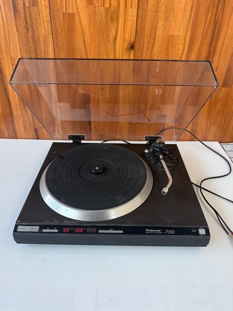 Junk Technics SL-1400MK2 Direct Drive Automatic Turntable Record Player