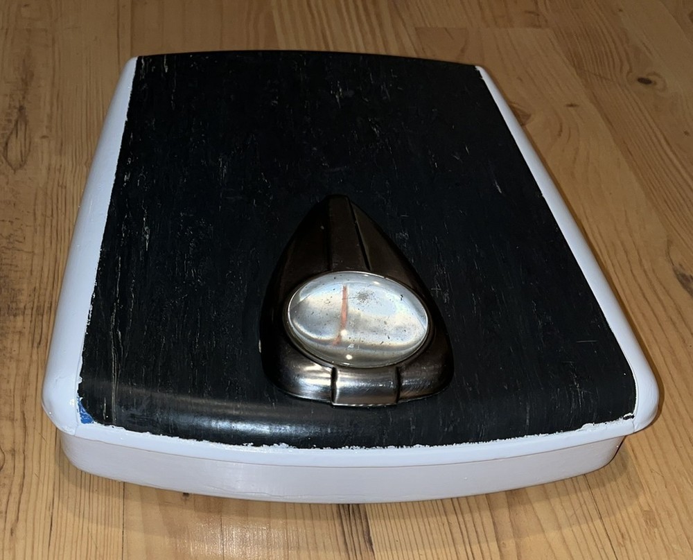 Vintage 1950's Borg Bathroom Scale