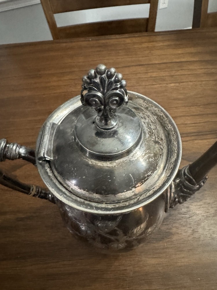 Antique Meriden Britannia Teapot Silver Plated Pattern 1925