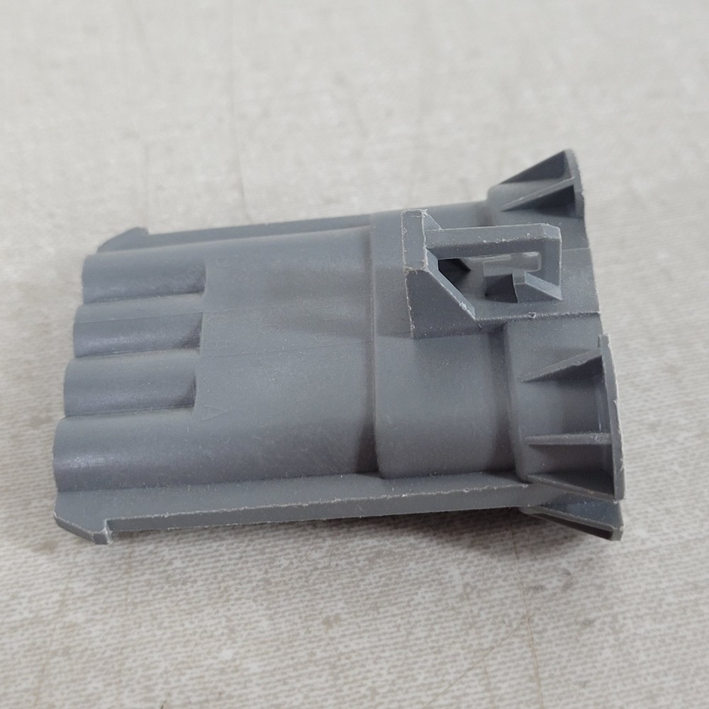 20 Units Delphi Aptiv Automotive Connector Housing Electrical Socket 15324063