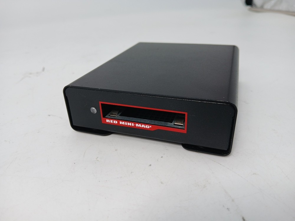 Blackjet VX-1R USB 3.1 Gen 2 RED MINIMAG Card Reader (USB-C)