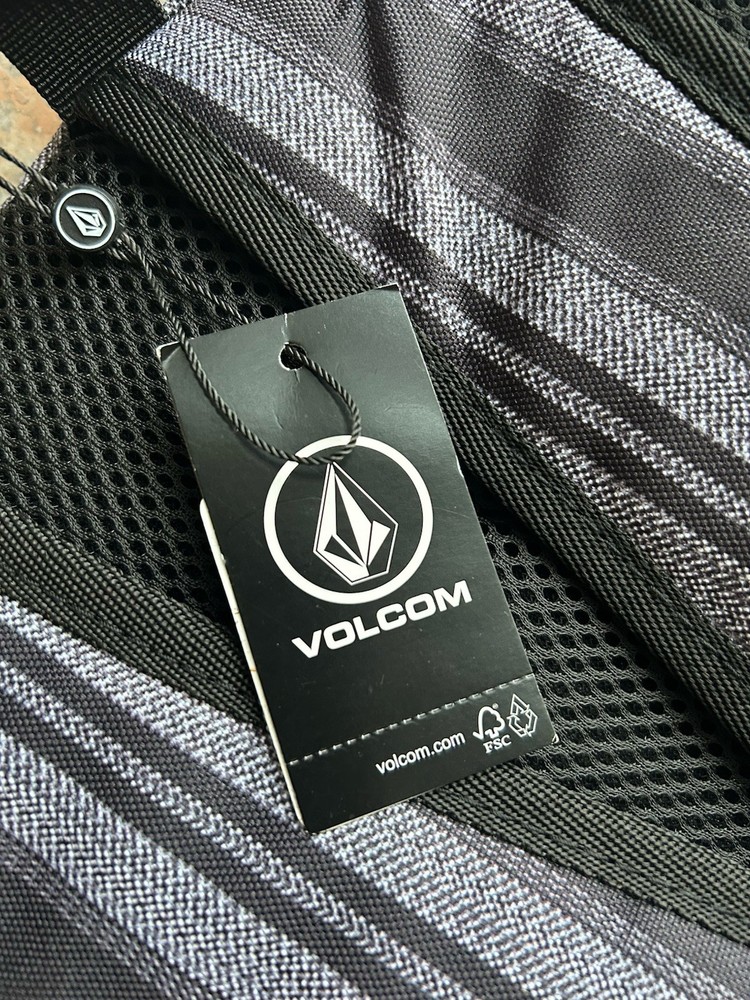 NWT VOLCOM BACKPACK BLACK GREY UNISEX SCHOOL HIKING COMPUTER SUNSTONE GIFT