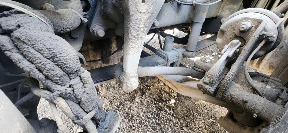 (Used) 2012 Freightliner Cascadia 125, FRONT LEAF SPRINGS Front Leaf & Springs