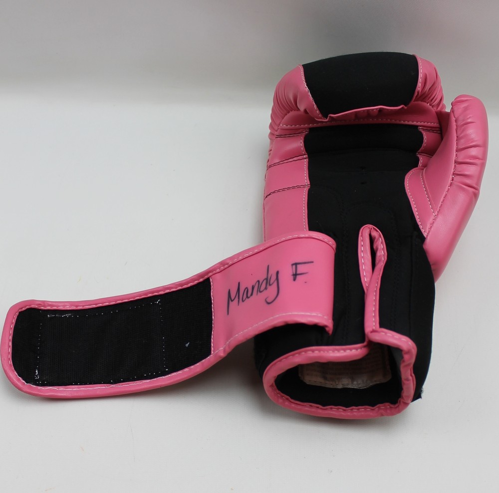 Title Boxing Gel Size Medium Boxing Gloves