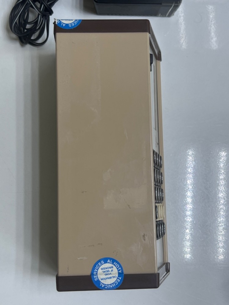 BURSTER DIGISTANT TYPE 4405 CALIBRATION SOURCE ART.N:330447