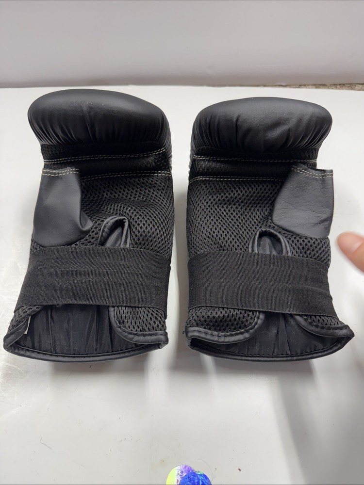 CKO Kickboxing Black Gloves Hook And Loop Size Mediun