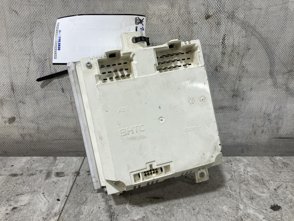 2003-2018 Volvo VNL Heater A/C Temperature Controls - Used