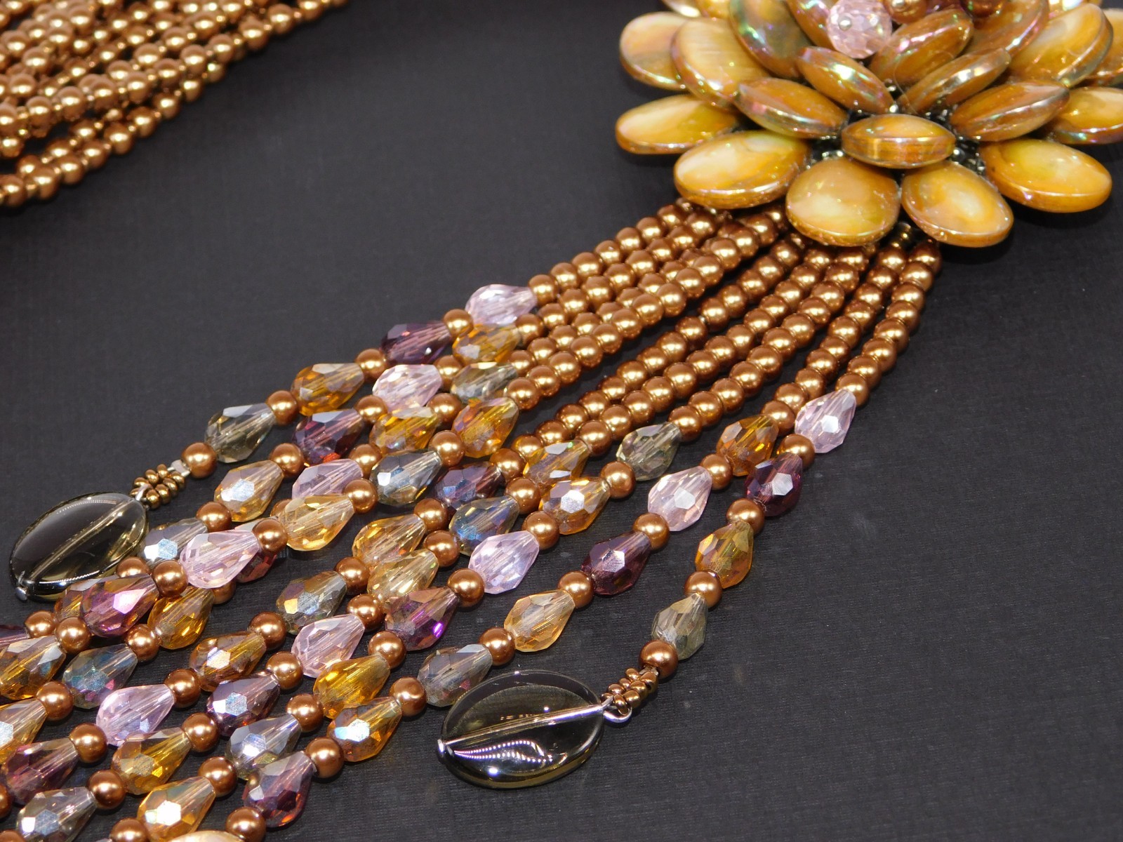 Vintage JOAN RIVERS AB Golden Bronze Starlet Floral Bead Statement Necklace