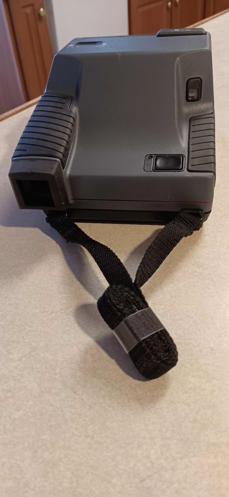 Polaroid Impulse 600 Instant Camera, Pop Up Flash, Very Clean