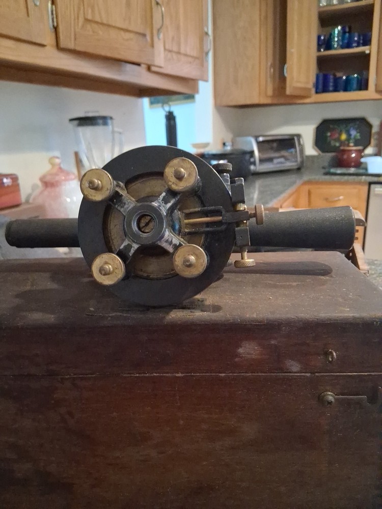 Vtg C.L. Berger & Sons Engineering Instruments Surveying Transit Model 143