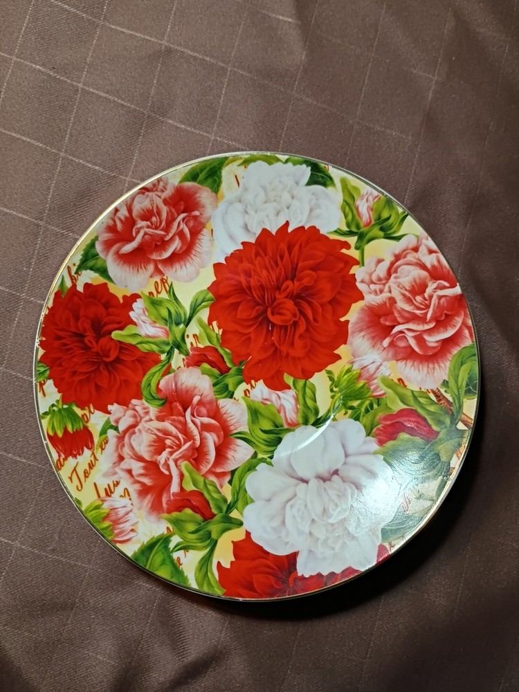"Creative Ceramics" (2 Tea Cups And Dish)