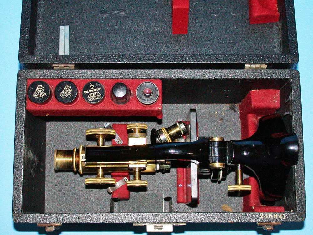 Vintage Leitz Wetzlar Brass Microscope With Case