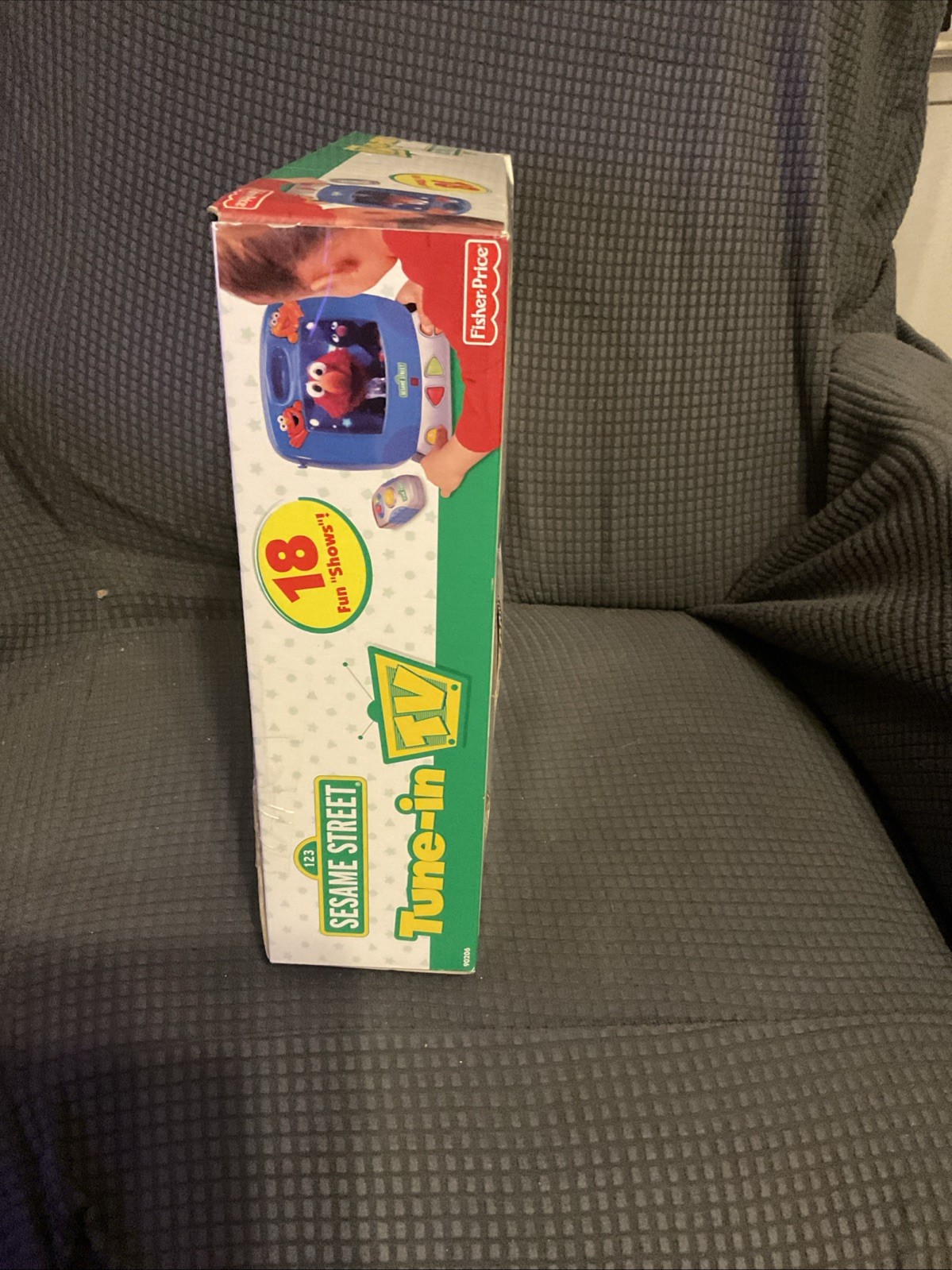Sesame Street Elmo Tune in TV Toy Kids Electronic Learning Zoey TV NIB