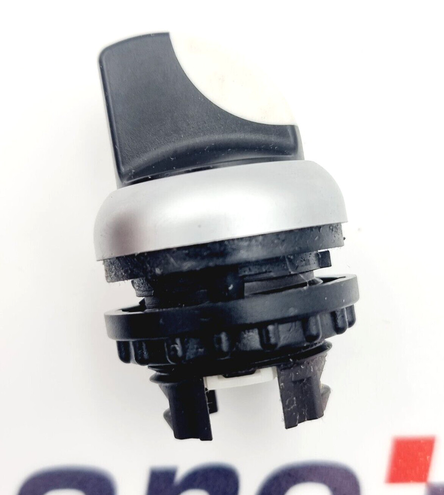 EATON M22-WK3 Selector Switch (5 Pcs In 1 Box)