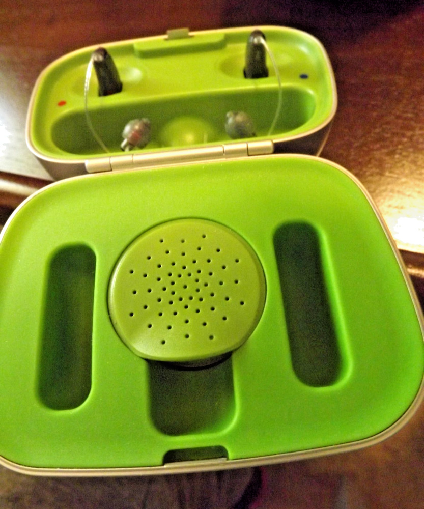 Phonak rechargeable hearing aides used