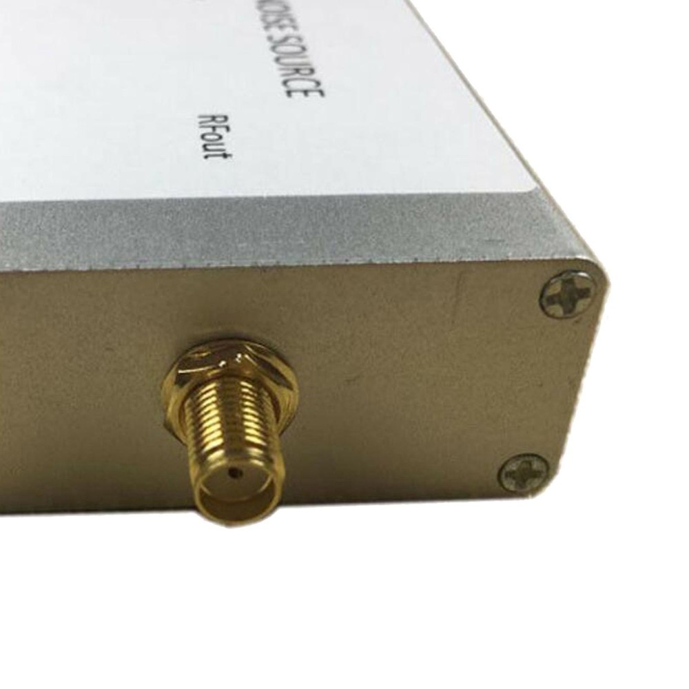 Noise Signal Generator Source Simple Tracking Source High Flatness
