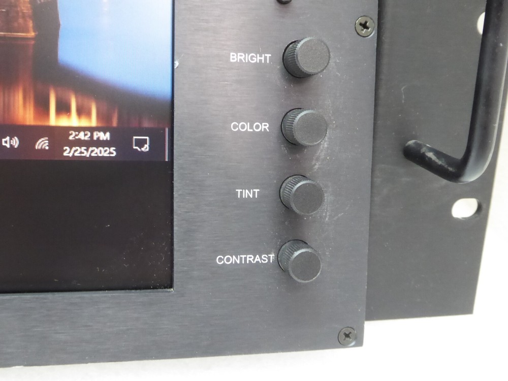 Marshall V-R151DP-AFHD High Definition LCD