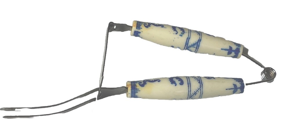 Bakelite White Blue Floral Spring Action Meat Serving Fork Slider