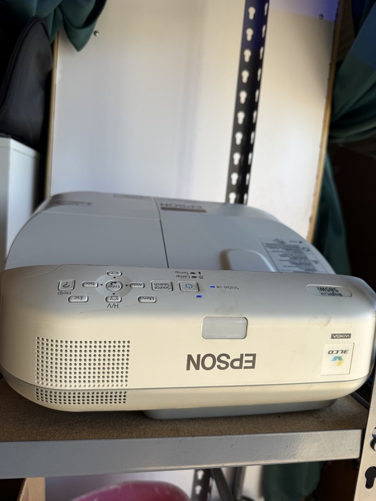 Epson LCD Projector BrightLink 585WI Model H600A