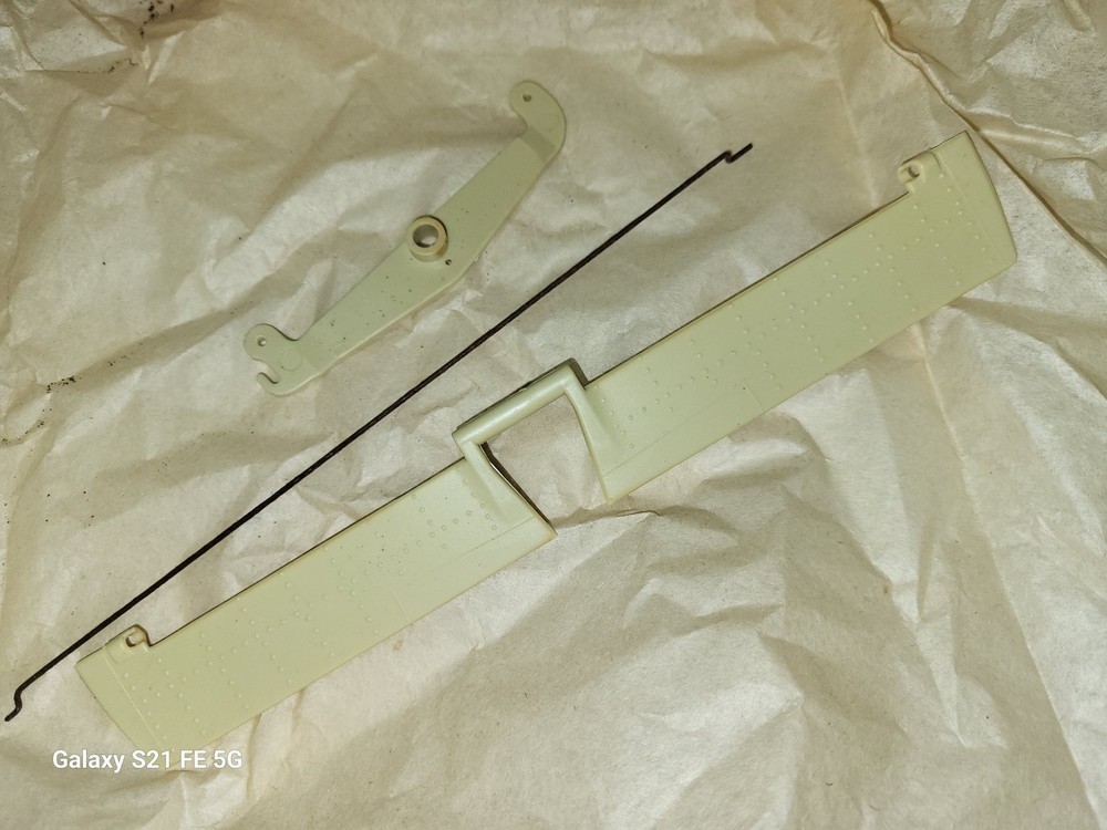 NOS Cox Skyraider Elevator Bellcrank & Wire in box 9700-6