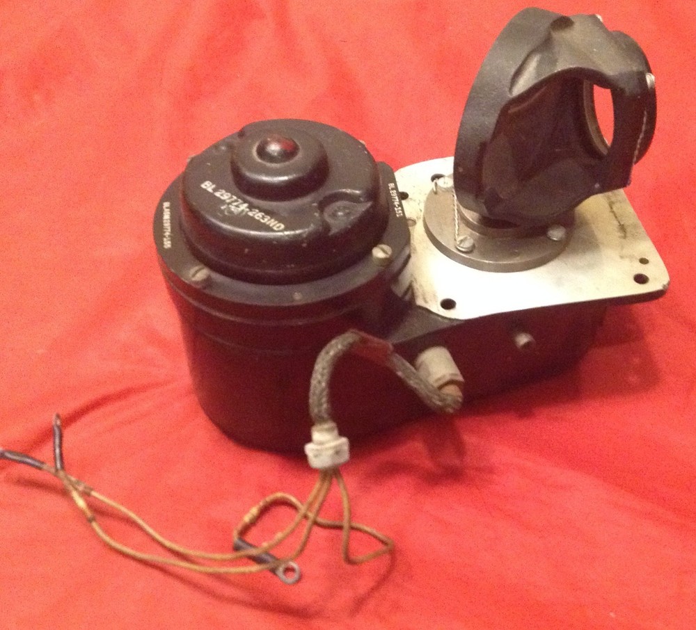 Unknown Bausch & Lomb Taylor Instruments Motorized Mirror Sight Device