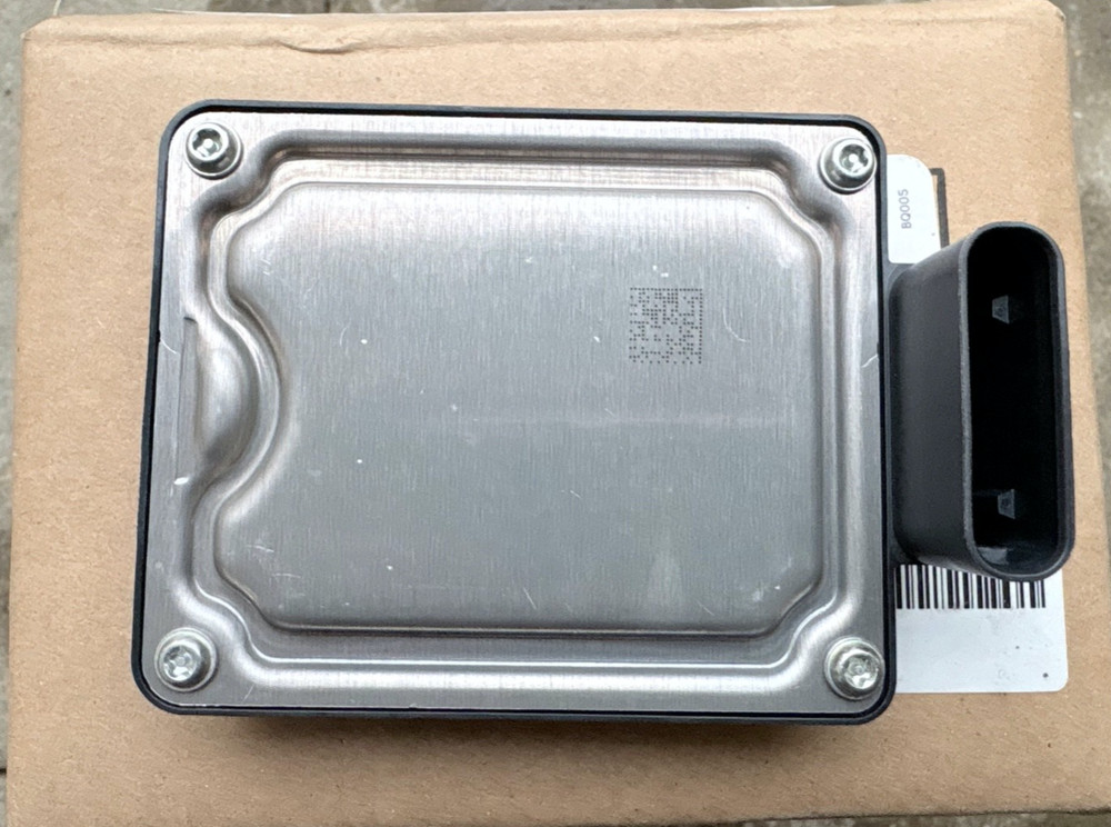 ACC SENSOR DISTANCE SENSOR FRONT RADAR MODULE LYNK & CO 01 8892136175 NEW ORIGIN