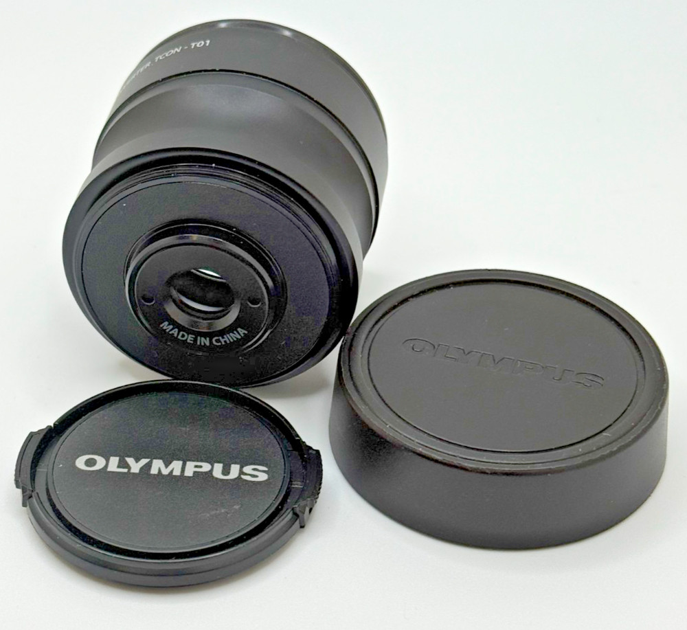 Olympus TCON-T01 Lens with covers - Excellent Condition