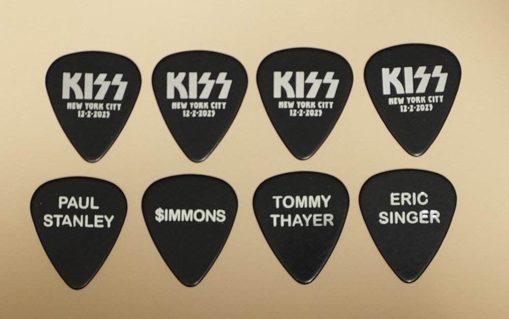 KISS 2023 MSG 12-2-23 Final Show White on Black Throwback Design Guitar Picks