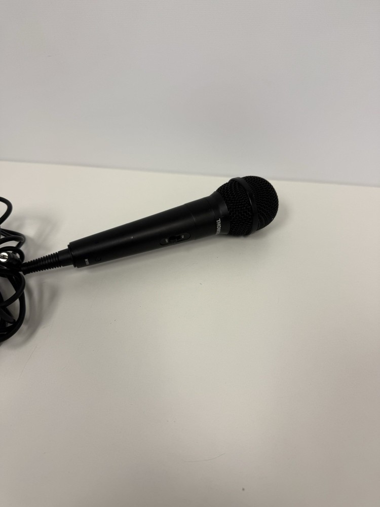 Thomson Dynamic Microphone M150 Black Wired