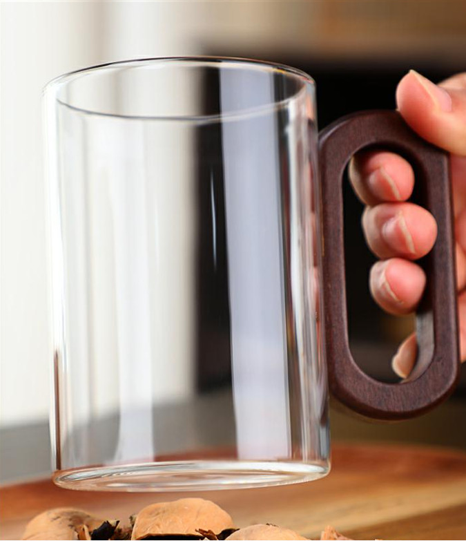 Transparent glass water cup