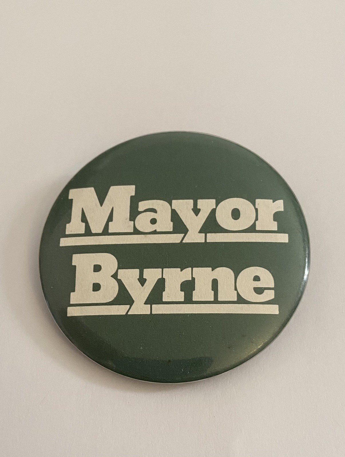 Mayor Byrne Chicago Pin Back Button P187