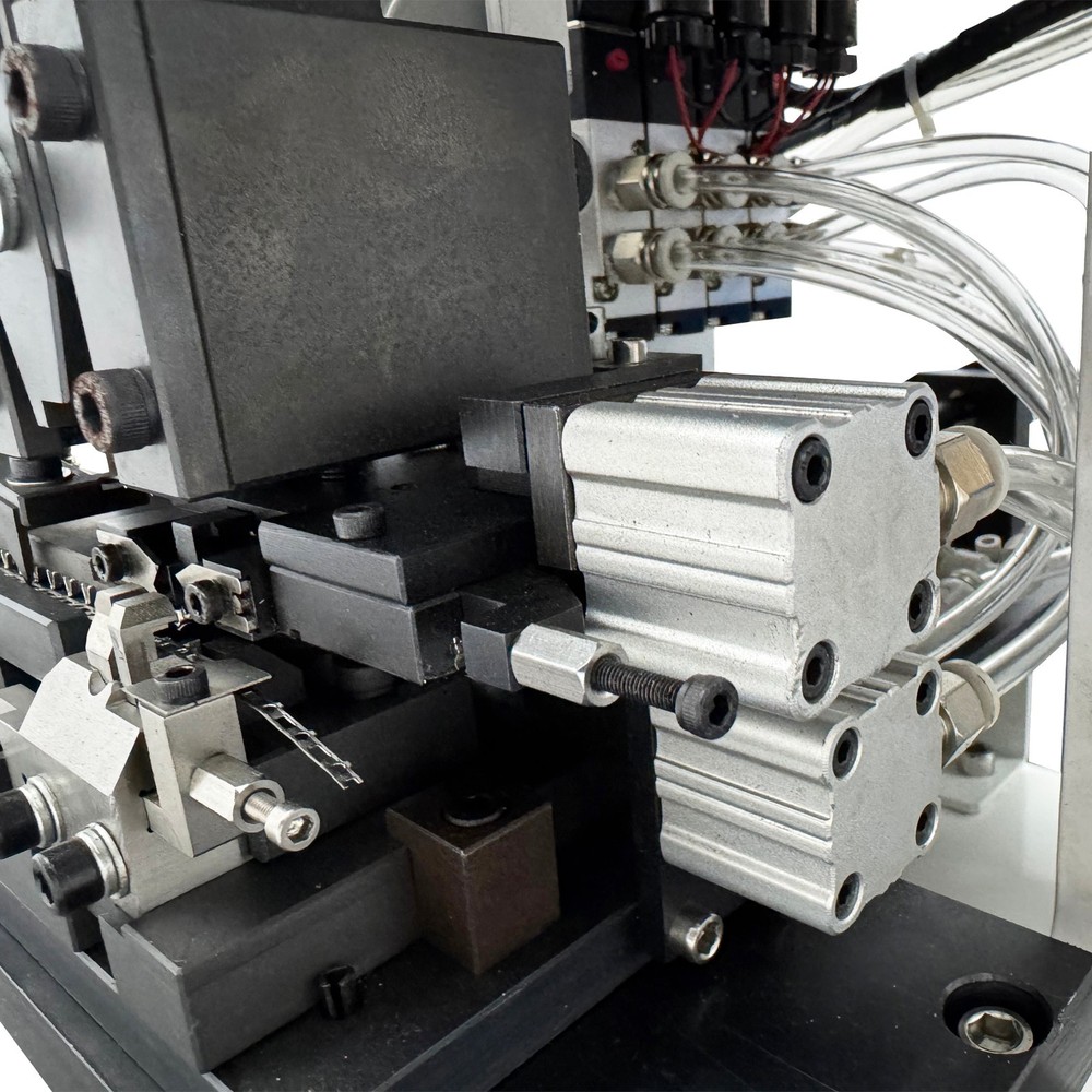 Full-automatic Multi-core Wire Stripping and Terminal all-in-one Machine 110V