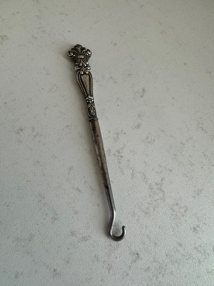 Antique Sterling Silver Handle Button Hook w/ Beaded & Fleur de Lis Design