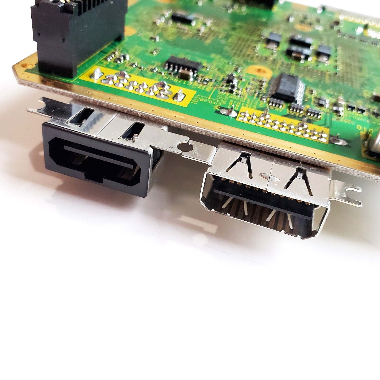 Nintendo GameCube Replacement Motherboard DOL-001 OEM 2 AV Output Serial Port 2