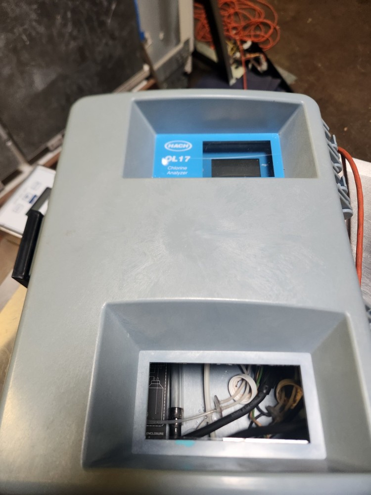 Hach CL-17 Chlorine Analyzer